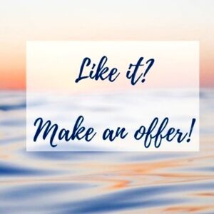 New Items Listed Daily!  Dresses, Tops, Jewelry, Athleisure